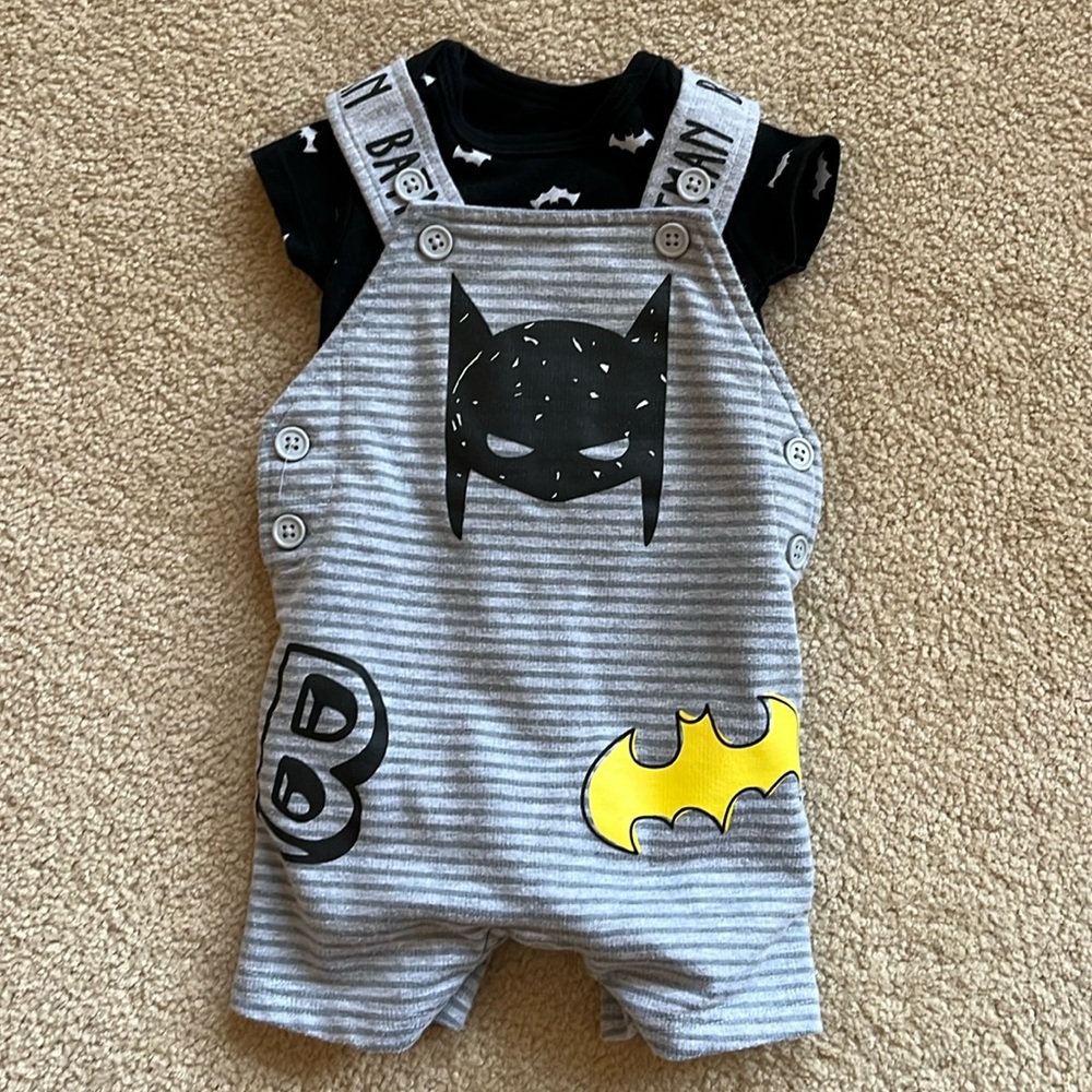 0-3M Batman overalls and diaper shirt